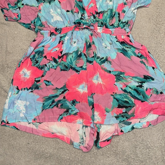 Final Price! Free People Jen's Pirate Booty Floral Botanico Playsuit sz M - Picture 5 of 8